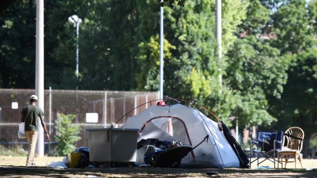 Tiendas de personas sin hogar en Canadá.