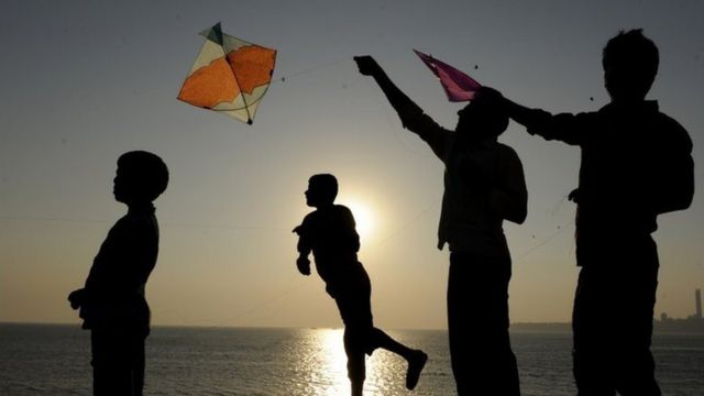 প্রতিবছর পৌষ সংক্রান্তিতে তিন দিনব্যাপী ঘুড়ি উৎসবের আয়োজন করা হয়।