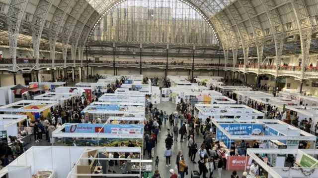 Hội chợ Vegfest UK thu hút khoảng 230 đơn vị triển lãm, hơn 100 chuyên gia diễn giả và 10.000 khách thăm quan.