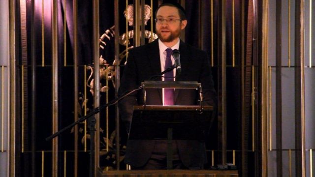 Haham Nicky Liss evinden sinagoga yürüyerek gitmekten tedirgin olduğunu anlattı