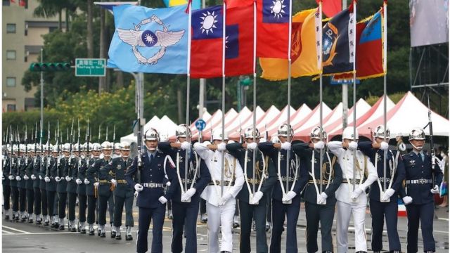 中共二十大、台湾双十节、北京抗议及本周更多重要故事 - BBC News 中文