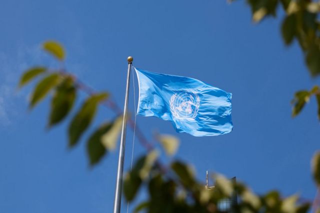 Bandeira da Organização das Nações Unidas (ONU) em Nova York, nos EUA, antes da 77ª sessão da Assembleia Geral da ONU, em 19 de setembro de 2022