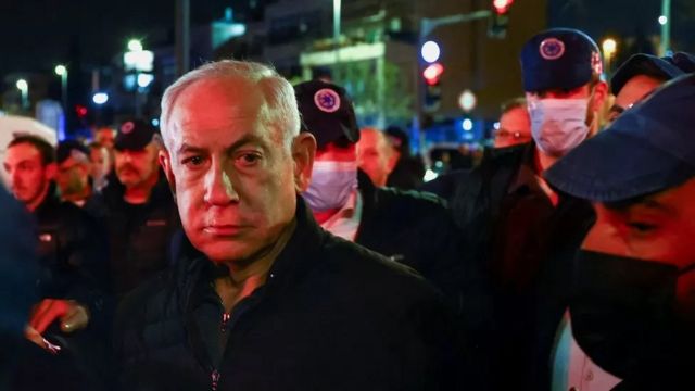 Netanyahu pledged, during his visit to the site of the Jerusalem attack on Friday, that his government would take action "Immediate action".