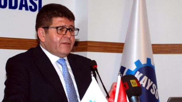 Mustafa Boydak, Kayseri Sanayi Odası'nda konuşuyor.