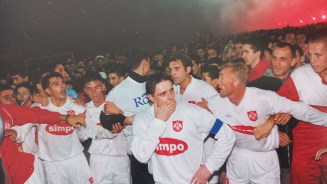 FK Radnički Niš players: Dejan Petković, Dragan Stojković, Siniša