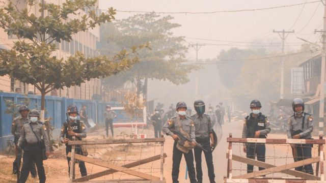 အခုတူးမီးတိုက်ပွဲဖြစ်ပွားရာနေရာဝန်းကျင်မှာ မတ်လ ကုန်လောက်က ရဲအဖွဲ့နေရာယူထားစဥ်