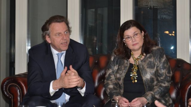 Hollanda Dışişleri Bakanı Bert Koenders ve Avrupa Parlamentosu Hollanda milletvekili Emine Bozkurt