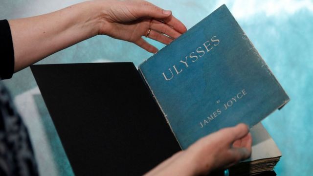Ejemplar del libro "Ulises" de James Joyce