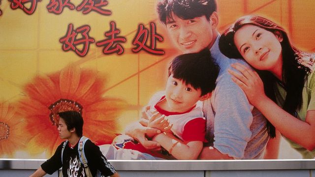 Cô dâu VN ở Trung Quốc: \'Địa ngục khi sống với mẹ chồng\' - BBC ...