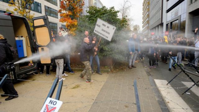 Столкновения с полицией в Брюсселе