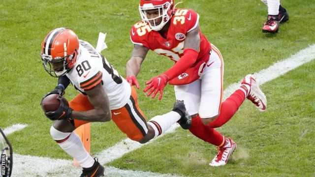 Tampa Bay Buccaneers beat New Orleans Saints; Kansas City Chiefs defeat Cleveland  Browns - BBC Sport