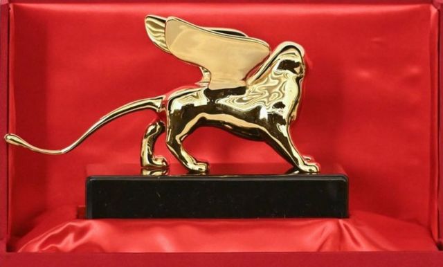 "Золотой Лев" - эмблема и главный приз Венецианского кинофестиваля