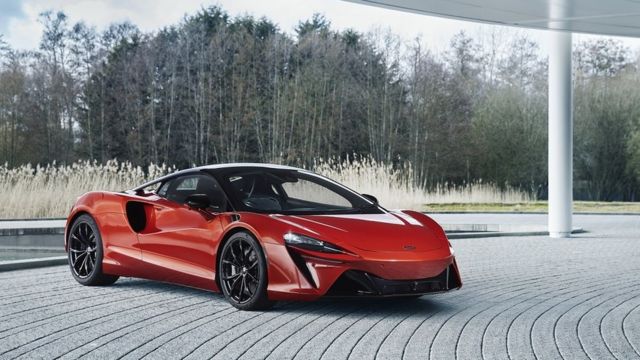 اولین مدل هیبرید-الکتریکی مک‌لارن تا پایان سال جاری میلادی به بازار عرضه خواهد شد