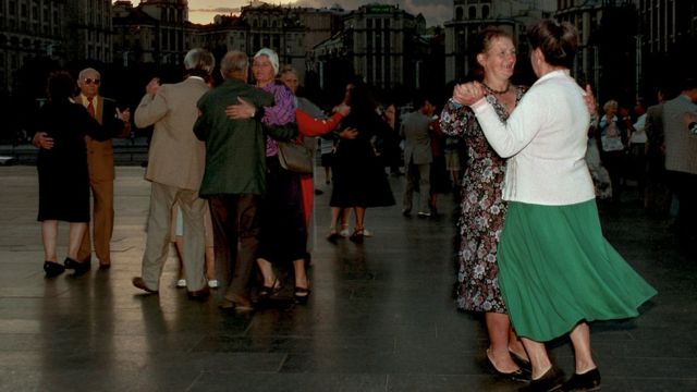 Couples dancing in Kyiv's Independence Square