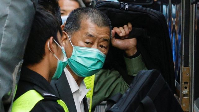 香港终审法院外黎智英被押上囚车（1/2/2021）