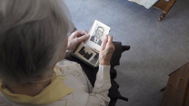 ALZHEIMER