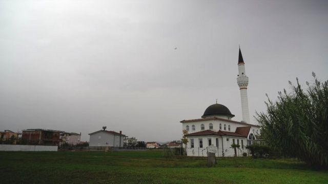 Лакнас
