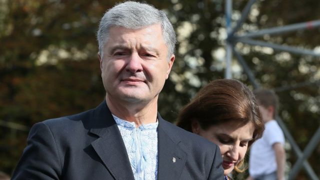 Хворого на COVID-19 Порошенка госпіталізували з двостороннім запаленням легень - BBC News Україна