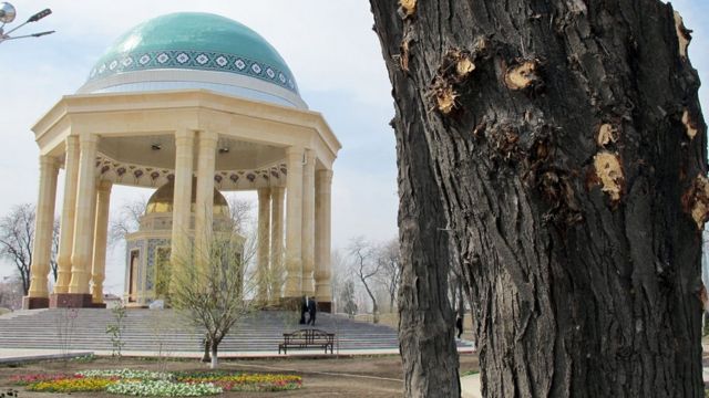 کمال خجندی