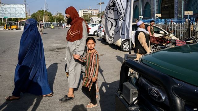塔利班统治下，阿富汗女作家分享她们秘密写下的故事(photo:BBC)