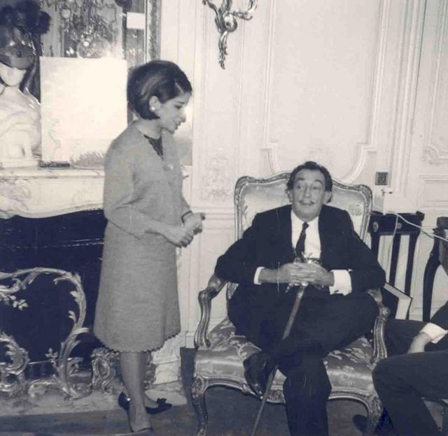 ایران درّودی و سالوادور دالی در پاریس در سال ۱۹۶۴ میلادی