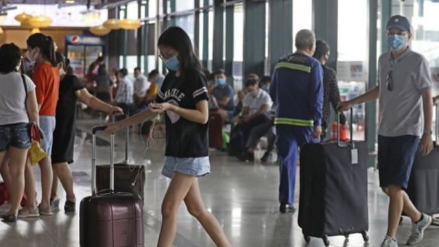 Sân bay Nội Bài ngày 28/7