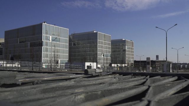 Больница в Коммунарке (фото Владимира Комиссарова)