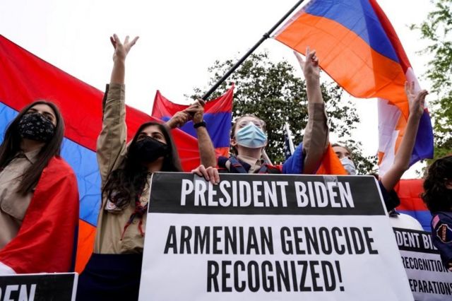 Ermeni diasporasinin 24 Nisan'da Türkiye'nin Washington Büyükelçiliği önünde düzenlediği gösteri