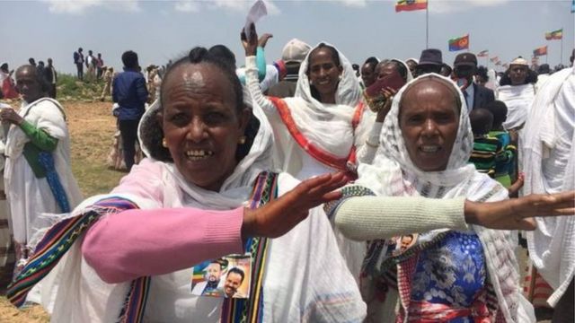 ኢትዮ-ኤርትራ፡ 'ዓውዲ ይበርክት' ኣብ ፅርግያ ዘላምበሳ - BBC News ትግርኛ