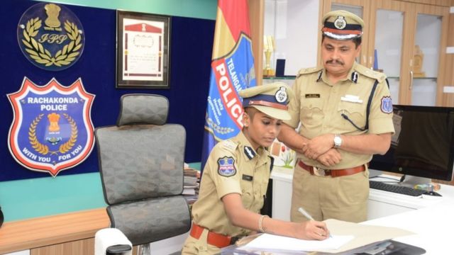 ఒక రోజు పోలీస్ కమిషనర్‌గా
