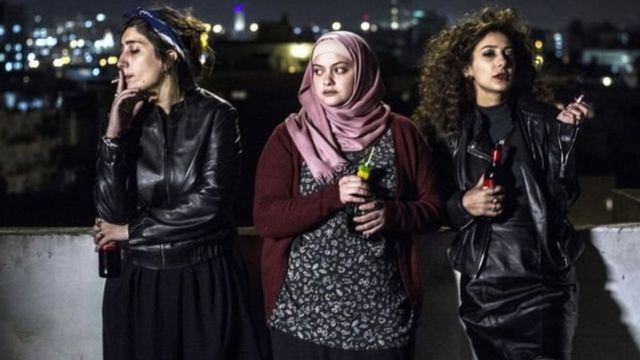 Film perempuan Palestina yang 'melanggar tradisi,' dan difatwa 'haram' -  BBC News Indonesia