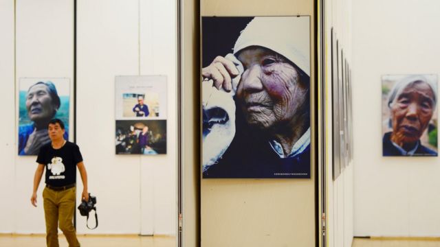 杭州圖書館、杭州圖書館事業基金會主辦的70位國際倖存慰安婦圖片、實物展在杭州圖書館開展,展出中國、韓國等地的70位慰安婦倖存者的肖像照、日常物品和手印等展品。