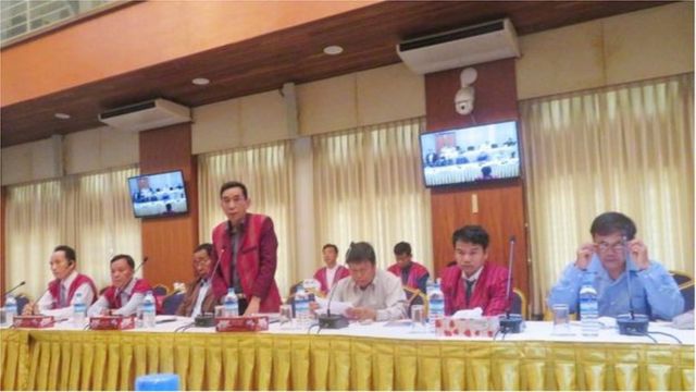 ဆွေးနွေးပွဲတခုတွင် KNPP ဆွေးနွေးနေစဉ်