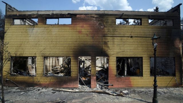 Destroços do incêndio em Lytton