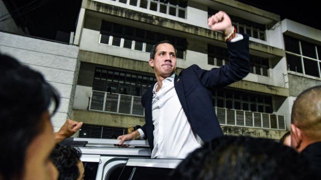 Guaidó dio un discurso a sus seguidores en Caracas.