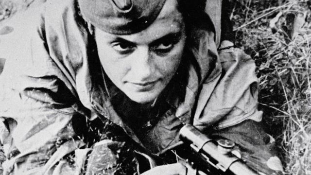 Uma mulher sniper? Conheça Lyudmila Pavlichenko