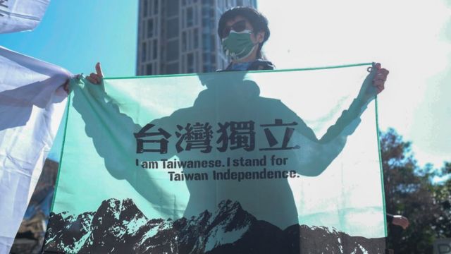 Серед тайваньської молоді дедалі більше тих, хто з Китаєм взагалі себе не ідентифікує