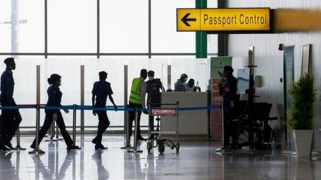 Paesi della lista rossa del Regno Unito: le restrizioni di viaggio nel Regno Unito mettono la Nigeria nella lista rossa di Omicron