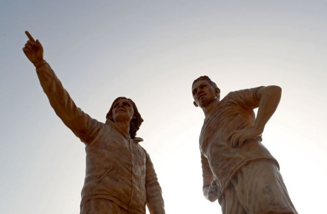 Gareca se ha convertido en un ídolo para los hinchas peruanos hasta el punto que su imagen forma parte de una estatua junto a Paolo Guerrero.