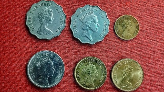 Peng Zhiming's collection of coins with the Queen's portrait in different eras