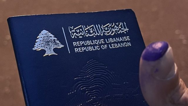 جدل الانتخابات في لبنان يمتد إلى مواقع التواصل الاجتماعي