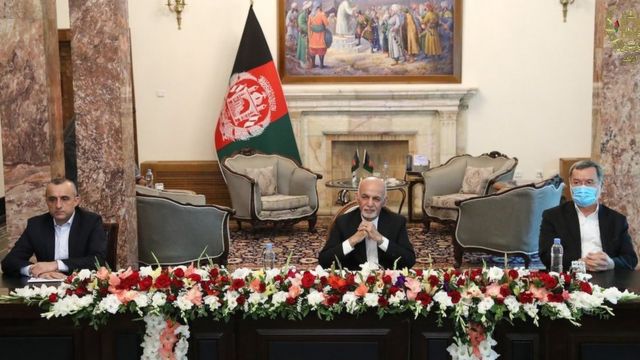 غنی و معاونانش