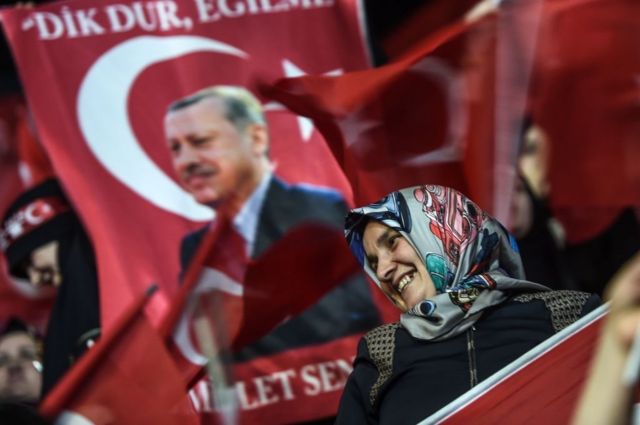 'Evet' kutlamaları