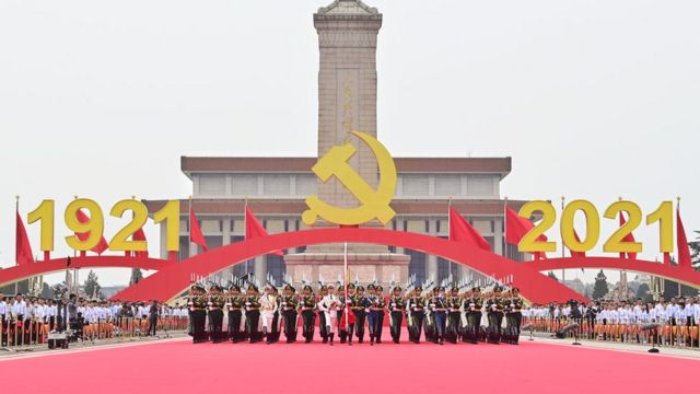 من مشاهد الاحتفال بالذكرى المئوية للحزب الشيوعي الصيني الحاكم