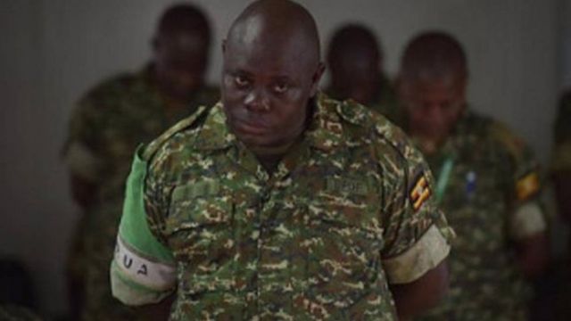 Abasirikare icenda b'ubumwe bwa Afrika baciriwe gupfungwa hagati y'umwaka n'itatu kubera kugurisha igitoro