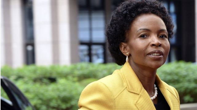 La chef de la diplomatie sud-africaine Maite Emily Nkoana-Mashabane à son arrive à Bruxelles, au sommet de Union européenne-Afrique, le 3 avril 2014.