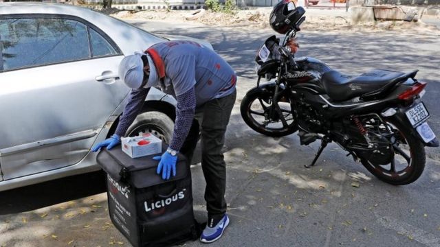स्वास्थ्य कर्मी, कोरोना वायरस
