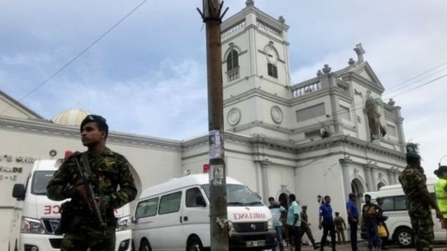 Des églises et des hôtels de luxe ont été visés par des attentats au Sri Lanka, lors du dimanche de Pâques.