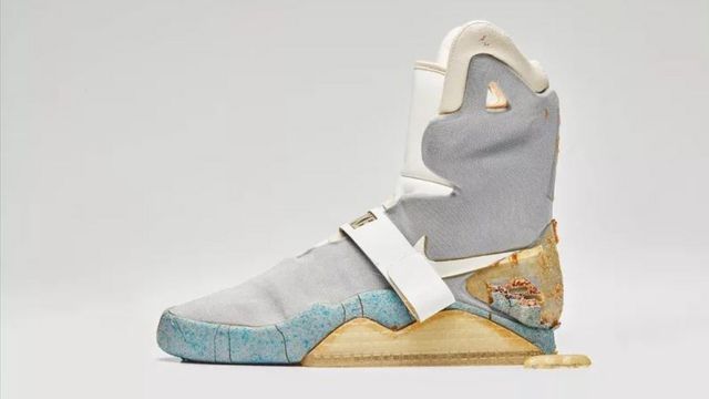 slette Aja Sprede Back to the Future shoe sells for nearly $100k - BBC News