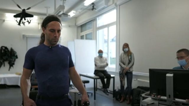 புதிய தொழில்நுட்பத்தால் நடப்பது சாத்தியமான மைக்கேல் ரோக்கட்டி